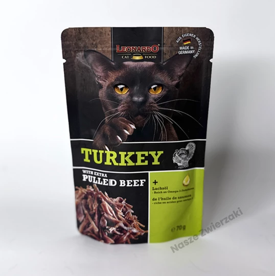 Leonardo Pulled Beef mokra karma dla kotów indyk z extra szarpanym mięsem 70g